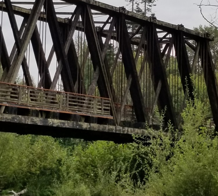 railroad-bridge-park-photo